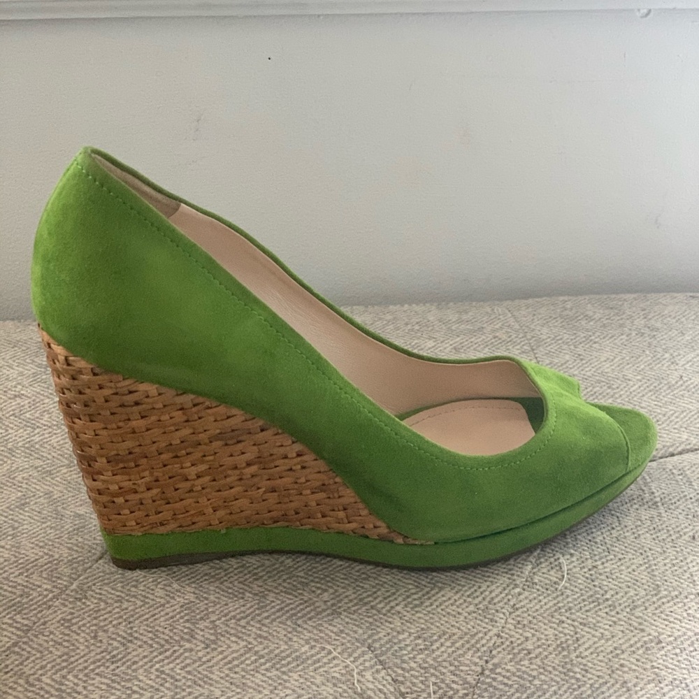 PRADA - Picture 4 of 6